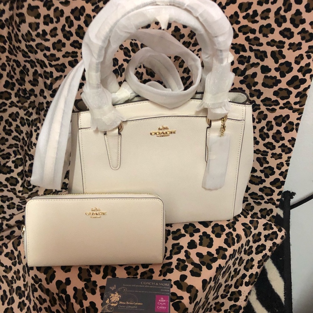Coach set - Picture 4 of 6